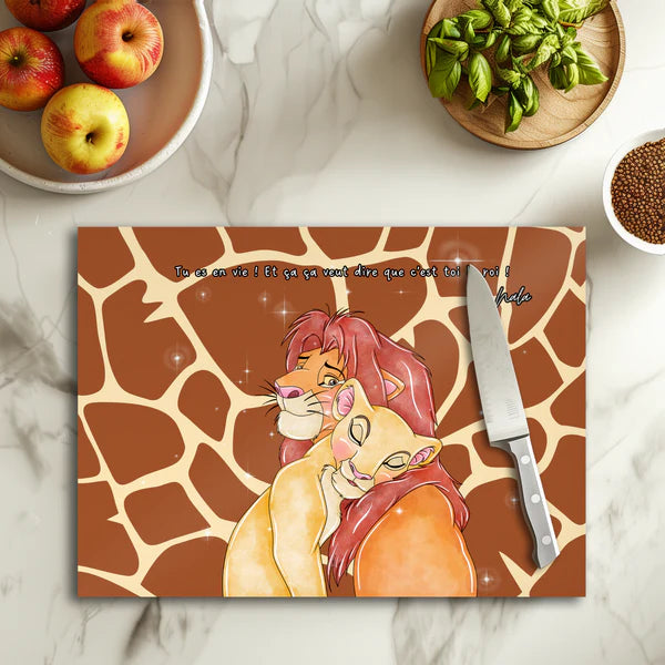 🦁💛 Planche à découper Simba x Nala – Amour Sauvage – Verre 20 × 28,5 cm