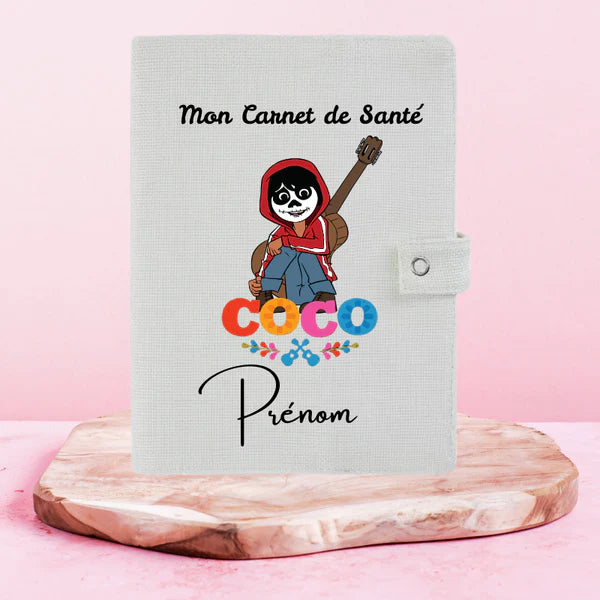 🎸🌼 Coco – Protège Carnet de Santé Personnalisable