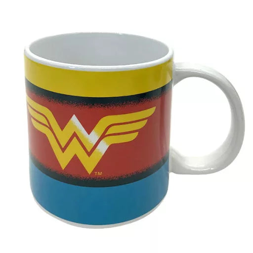 🛡️ Mug en porcelaine Wonder Woman – Championne de la Vérité – 325 ml